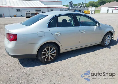 2010 Volkswagen Jetta Se из США, поврежденный, VIN 3VWRX7AJ5AM047491